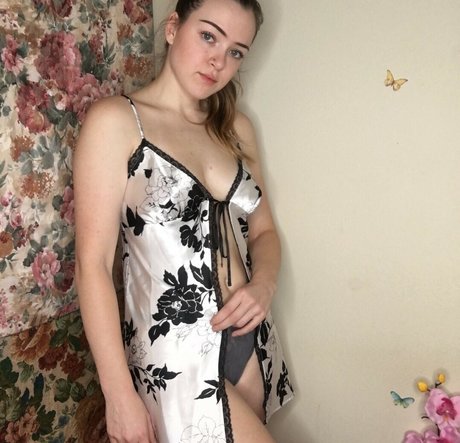 Nacktes geleaktes OnlyFans-Foto von Tori Eaglestone
