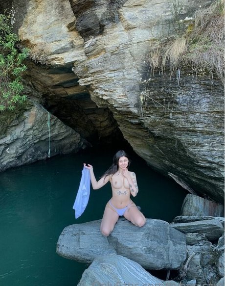 Nacktes geleaktes OnlyFans-Foto von Cyberscarr