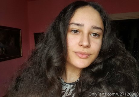 Curlynarcisa