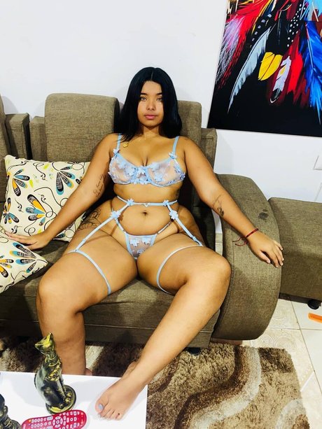 Nacktes geleaktes OnlyFans-Foto von Angie Acosta