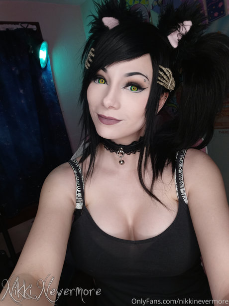 Nacktes geleaktes OnlyFans-Foto von Nikki Nevermore