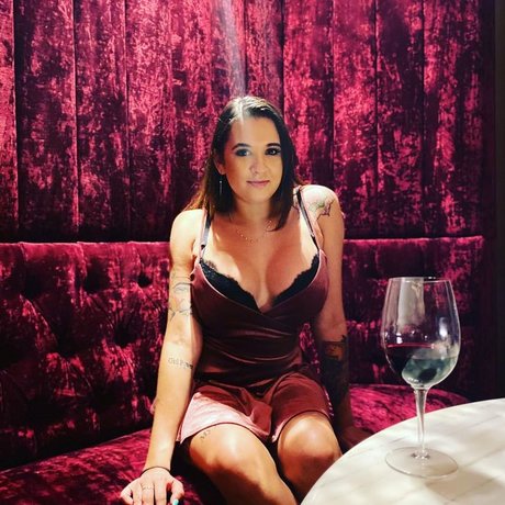 Nacktes geleaktes OnlyFans-Foto von Madibabexxx