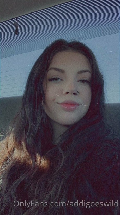 Nacktes geleaktes OnlyFans-Foto von Addi