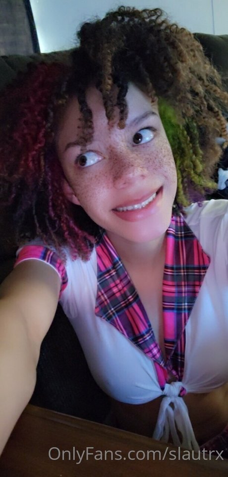 Nacktes geleaktes OnlyFans-Foto von Slautrx