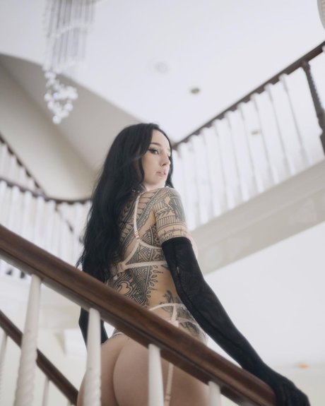 Emma Vauxdevil