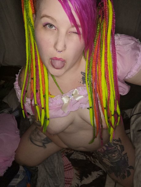Nacktes geleaktes OnlyFans-Foto von Nova Flowerz