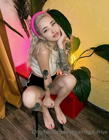 Nacktes geleaktes OnlyFans-Foto von Segamega Drive