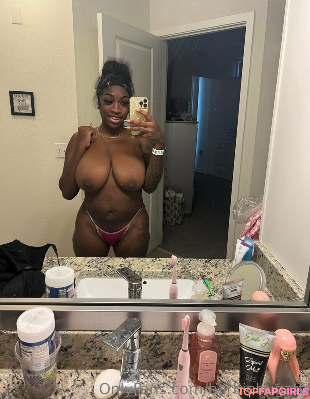 Nacktes geleaktes OnlyFans-Foto von Barbie Bugatti #1575