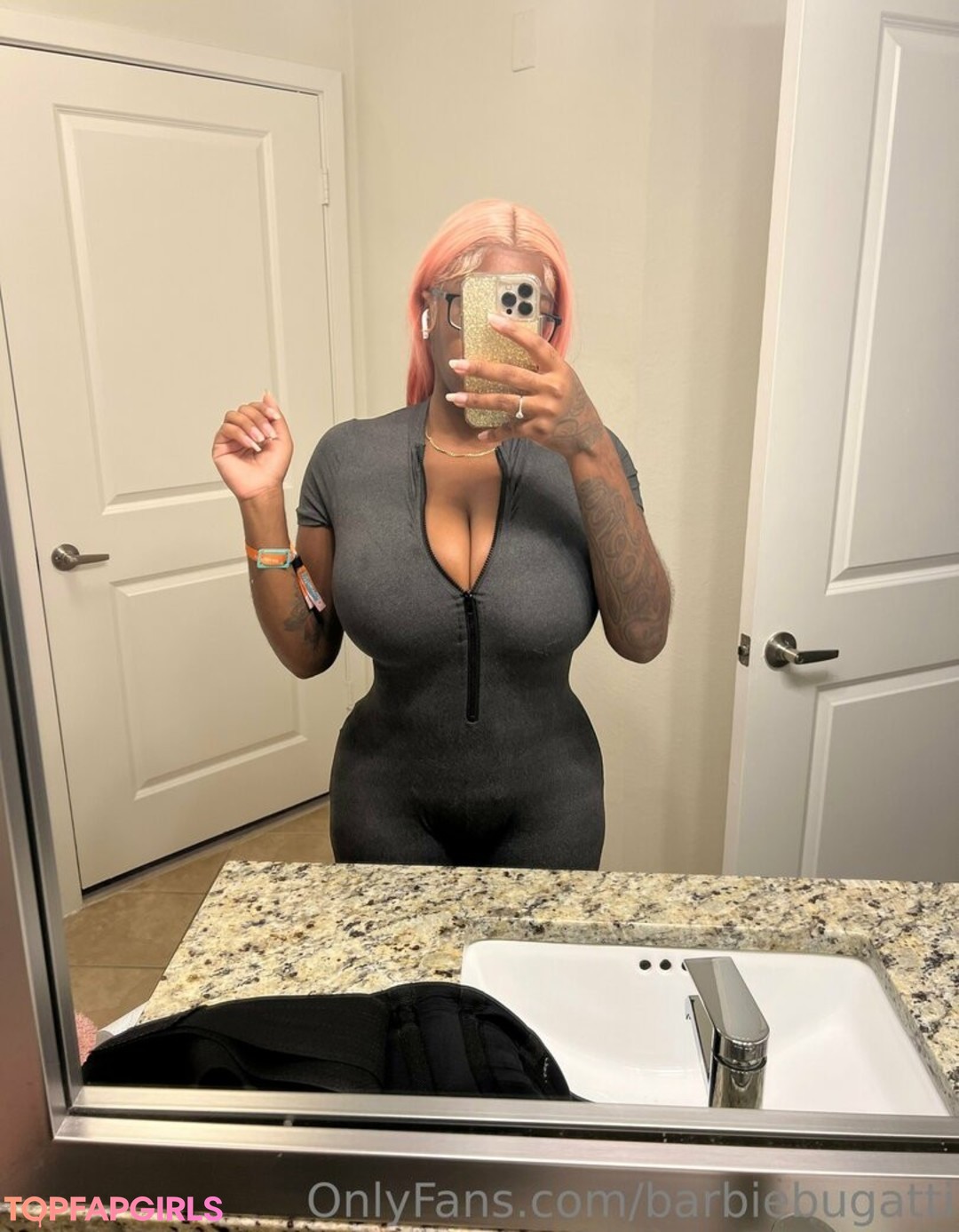 Nacktes geleaktes OnlyFans-Foto von Barbie Bugatti #1669