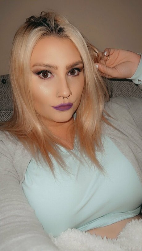 Nacktes geleaktes OnlyFans-Foto von Gymratcat