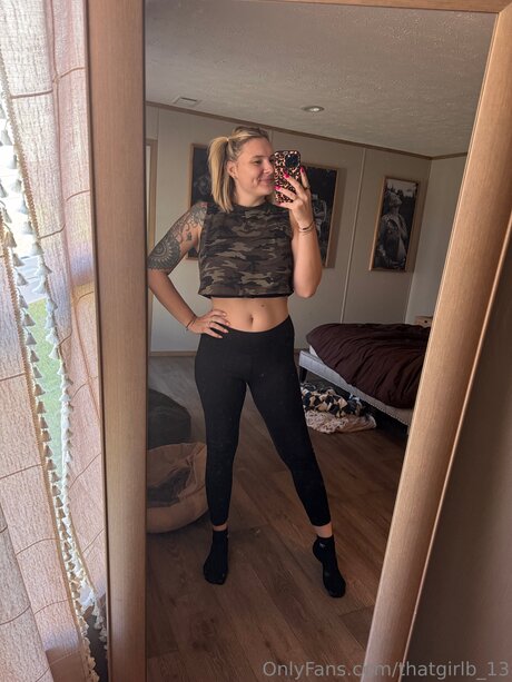Nacktes geleaktes OnlyFans-Foto von Thatgirlb 13