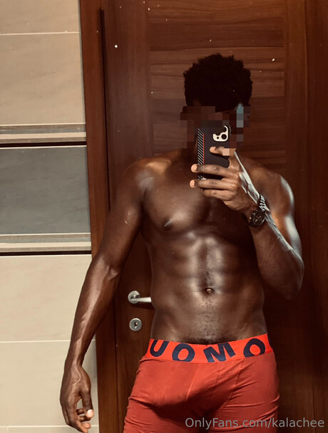 Nacktes geleaktes OnlyFans-Foto von Kalachee
