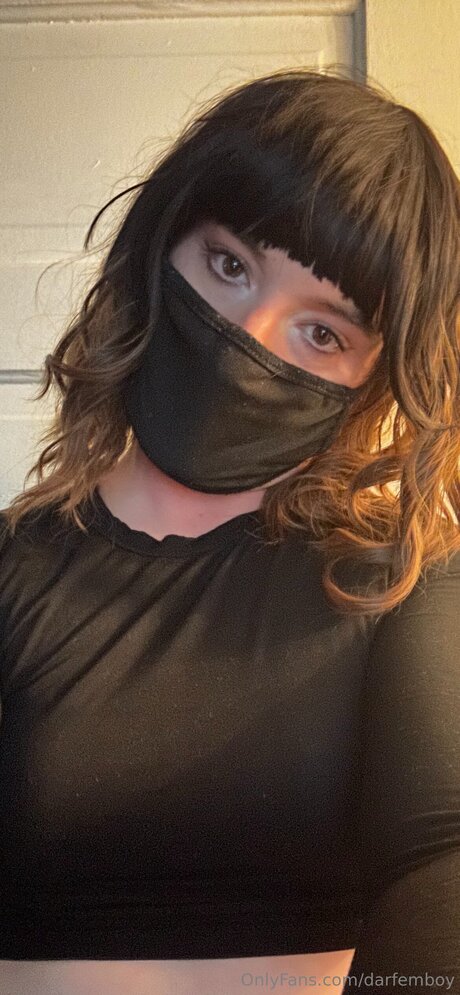 Nacktes geleaktes OnlyFans-Foto von Darfemboy