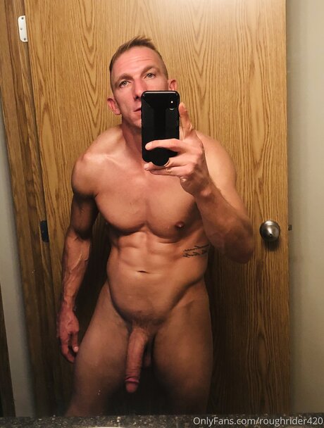 Nacktes geleaktes OnlyFans-Foto von Brodybiggsfree