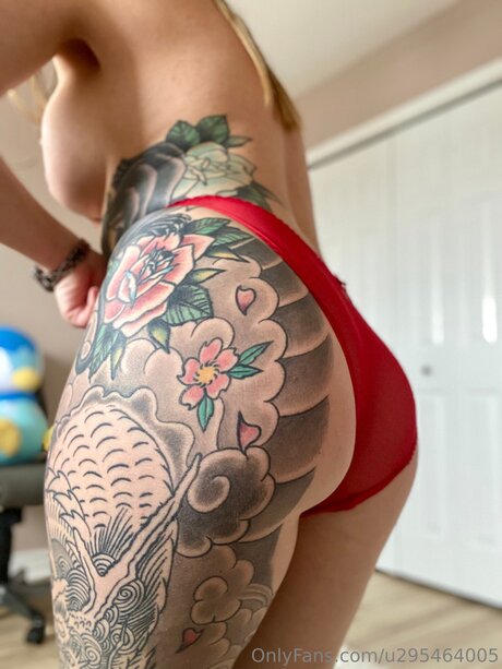 Nacktes geleaktes OnlyFans-Foto von U295464005