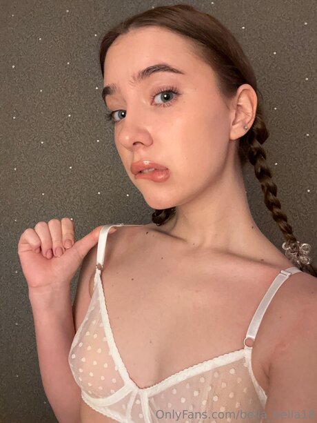 Bella Bella18