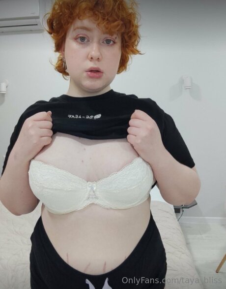 Nacktes geleaktes OnlyFans-Foto von Hotmummyfree