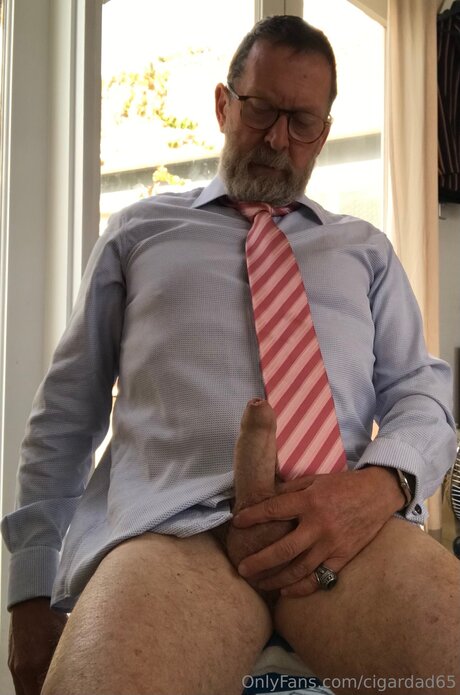 Cigardad65