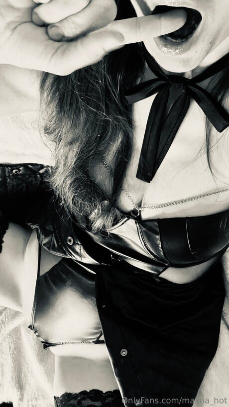 Nacktes geleaktes OnlyFans-Foto von Malina Hot
