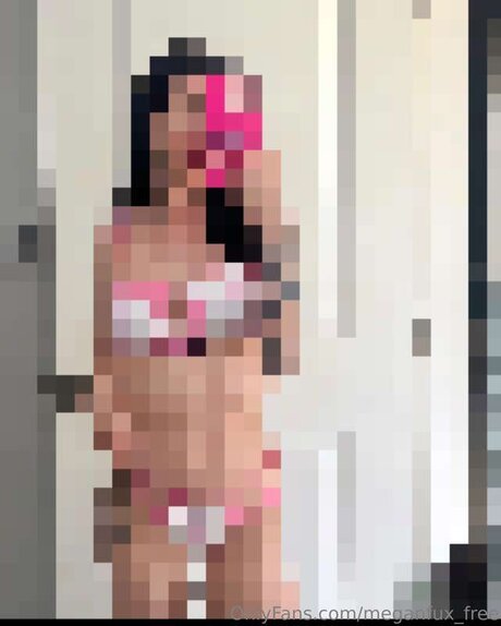 Nacktes geleaktes OnlyFans-Foto von Meganfux Free