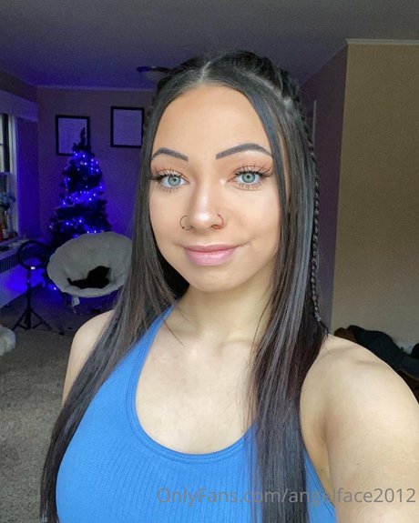 Nacktes geleaktes OnlyFans-Foto von Ash Nicole