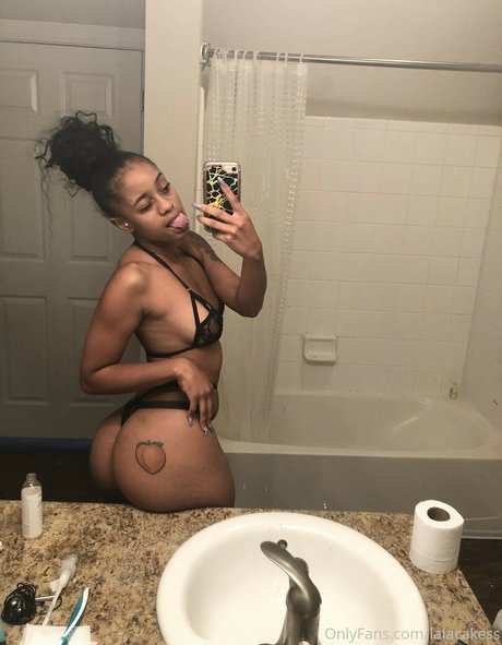 Nacktes geleaktes OnlyFans-Foto von Lalacakes