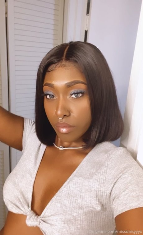 Nacktes geleaktes OnlyFans-Foto von Cocolush