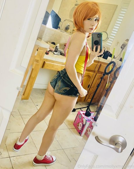 Nacktes geleaktes OnlyFans-Foto von Mollyxmayhem