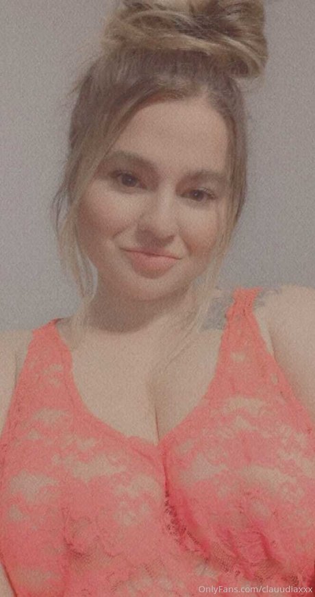 Nacktes geleaktes OnlyFans-Foto von Claudia Lussier