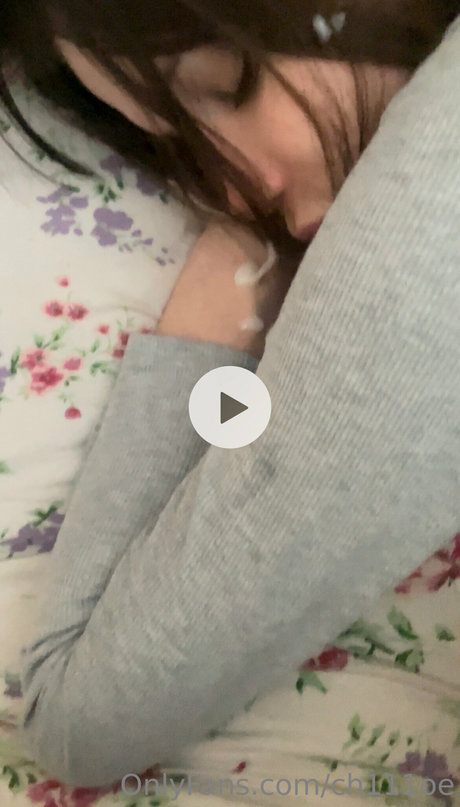 Nacktes geleaktes OnlyFans-Foto von Chloe Spenceee