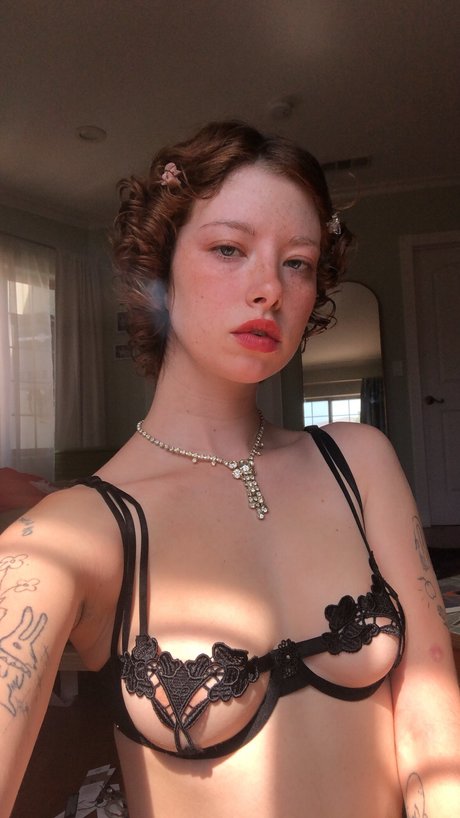 Chloe Woodard