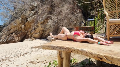 Nacktes geleaktes OnlyFans-Foto von Victoria Glan