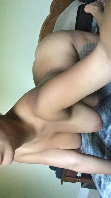Nacktes geleaktes OnlyFans-Foto von Vixen Vu