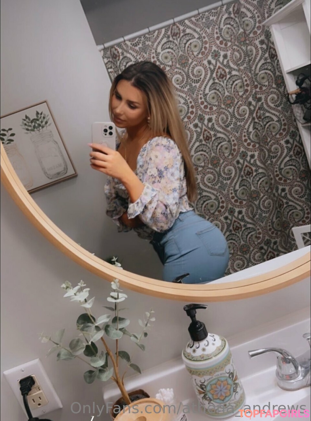 Nacktes geleaktes OnlyFans-Foto von Athena Andrews #26