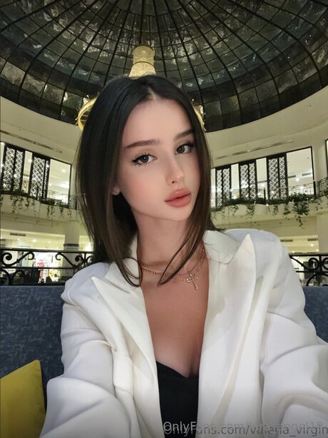 Kira Angel18
