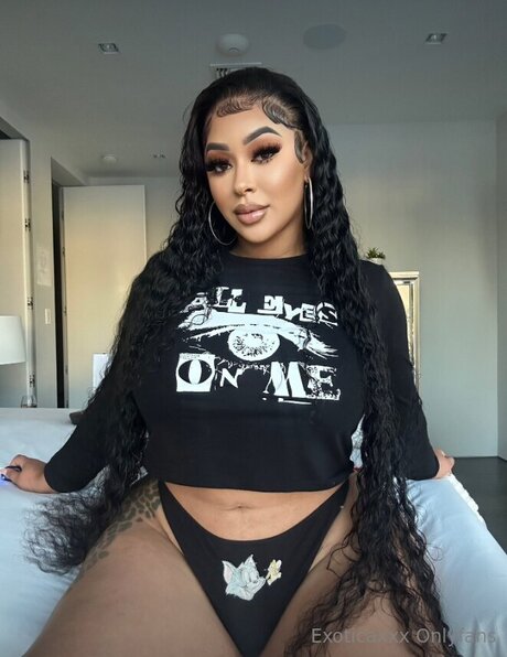 Nacktes geleaktes OnlyFans-Foto von Exoticaxxx
