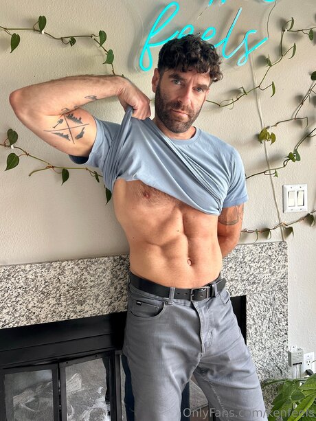 Nacktes geleaktes OnlyFans-Foto von Kenfeels