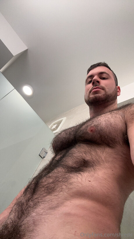 Nacktes geleaktes OnlyFans-Foto von Shreds