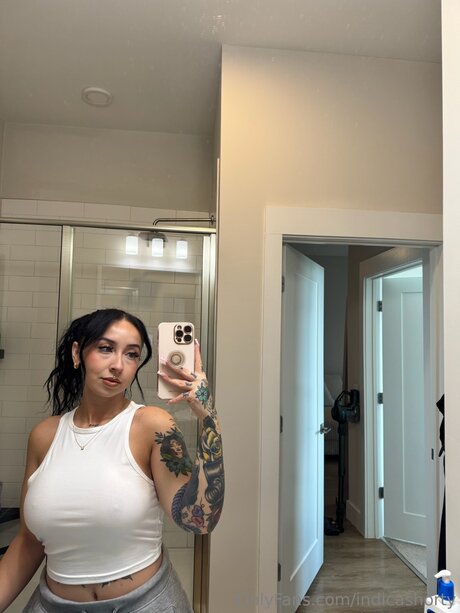 Nacktes geleaktes OnlyFans-Foto von Indicashorty