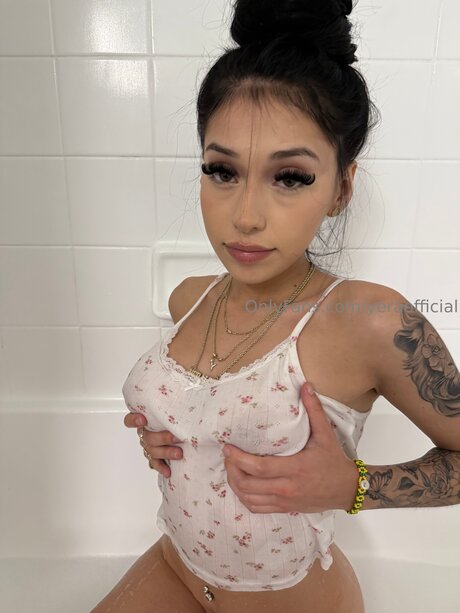 Nacktes geleaktes OnlyFans-Foto von Yeraofficial