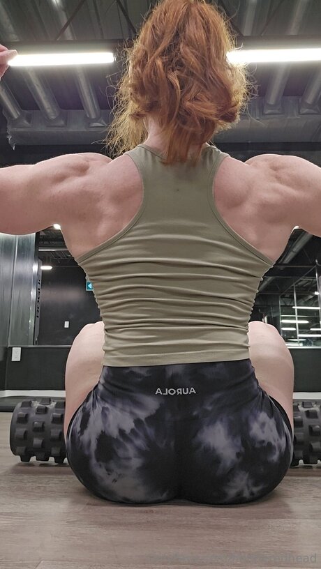 Fitlittleredhead