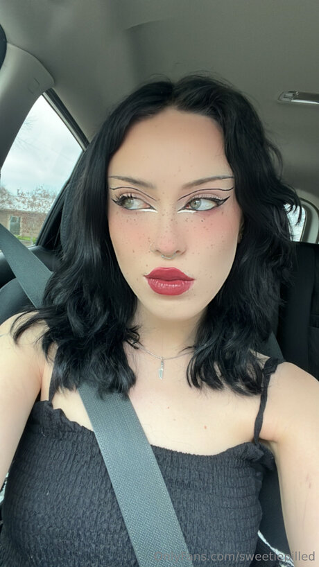 Nacktes geleaktes OnlyFans-Foto von Sweetiepilled