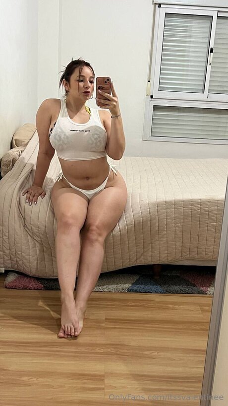 Nacktes geleaktes OnlyFans-Foto von Itssvalentinee