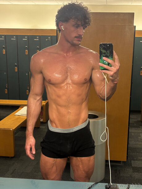 Nacktes geleaktes OnlyFans-Foto von Baywatchbb