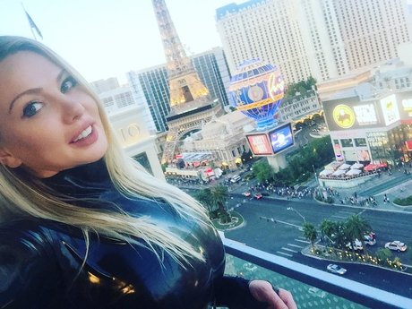 Nacktes geleaktes OnlyFans-Foto von Lexi Sindel