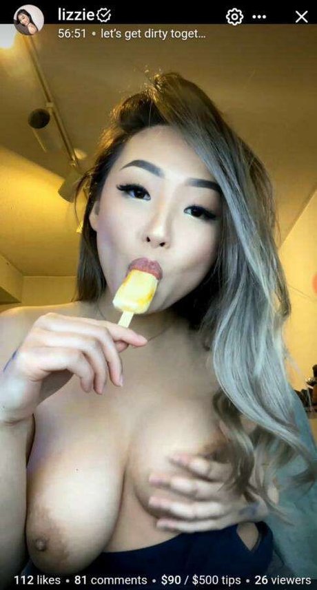 Nacktes geleaktes OnlyFans-Foto von Lizzie Vang