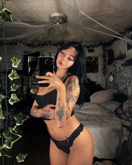 Nacktes geleaktes OnlyFans-Foto von Medusas