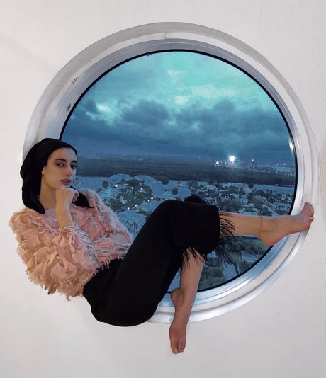Nacktes geleaktes OnlyFans-Foto von Sher Arar