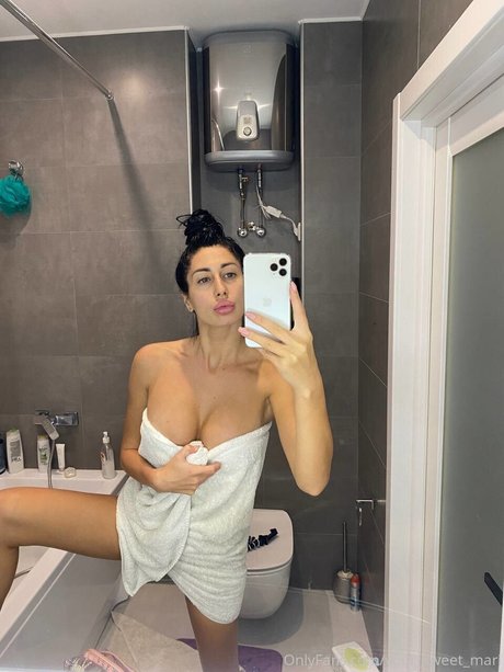 Nacktes geleaktes OnlyFans-Foto von Mari Sweet
