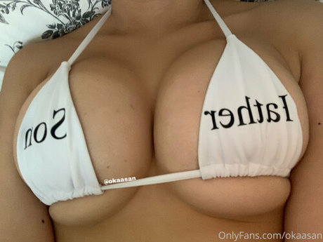 Nacktes geleaktes OnlyFans-Foto von Okaasan